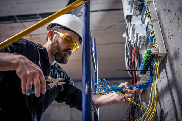 Best Electrical Installation Contractor  in Castle Point, MO